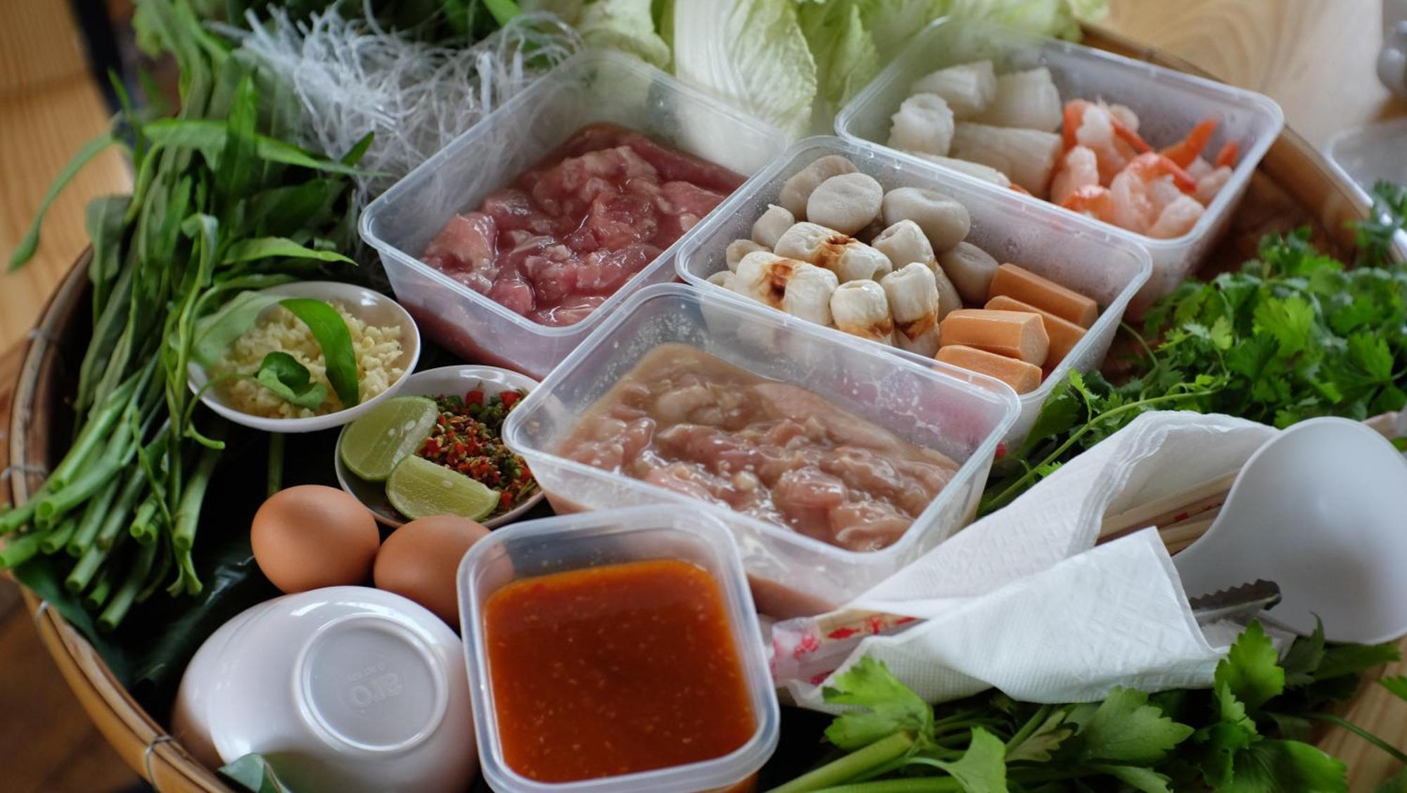 Nok Chan Mee Na Chom Thong Exteriér fotografie